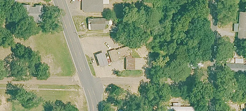 902 Vine
