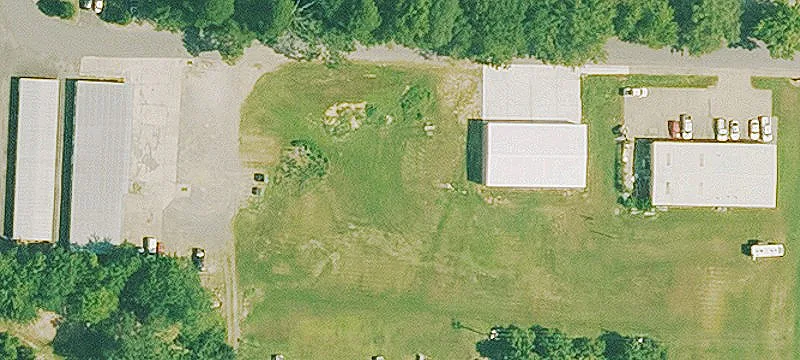 80 Robin Ln