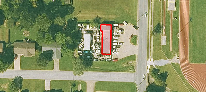 610 Holly St