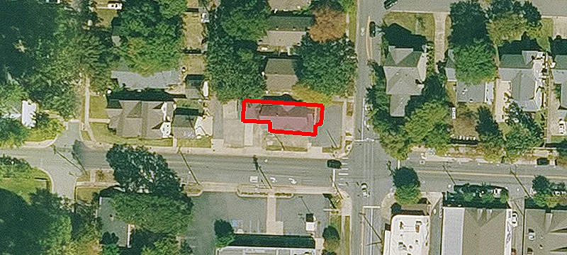 2002 University Ave