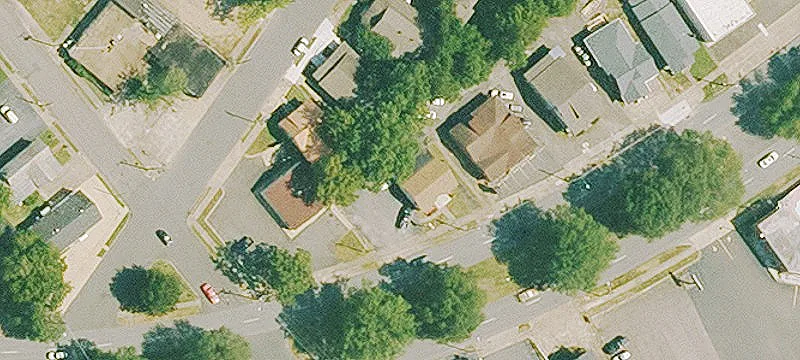 458 Grand Ave