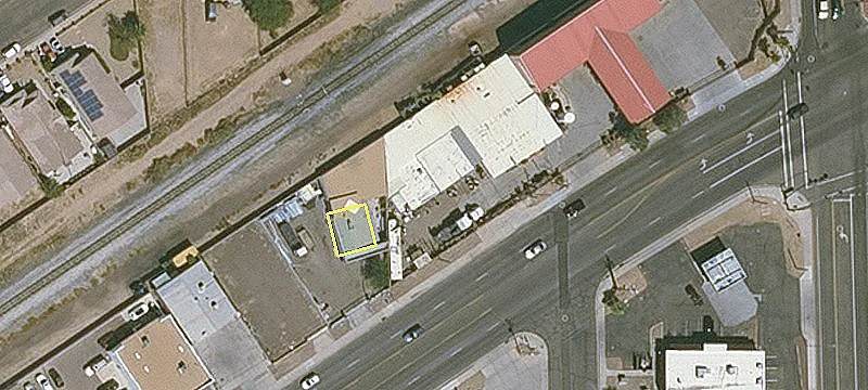 738 Main St
