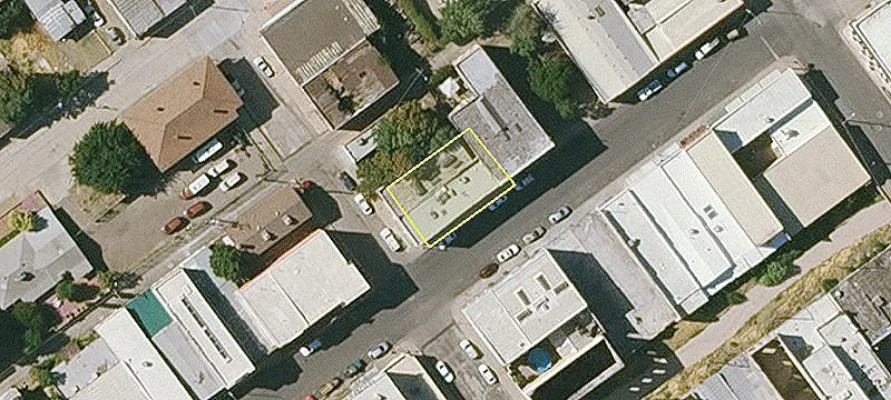 418 Sullivan St