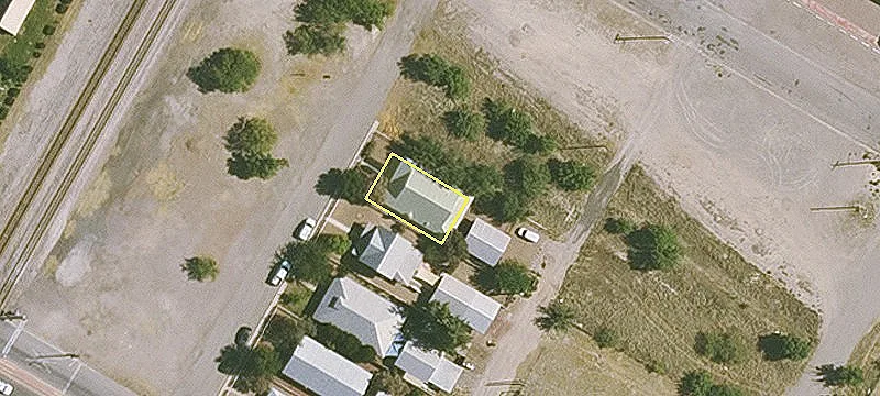 145 Railview Ave