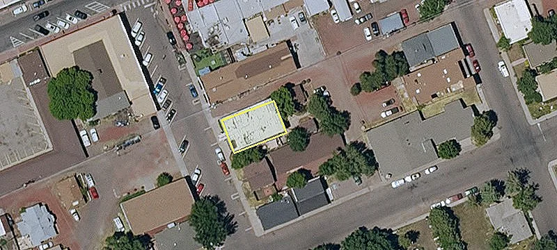 111 3rd St