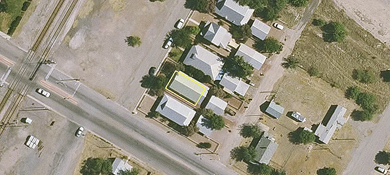 115 Railview Ave