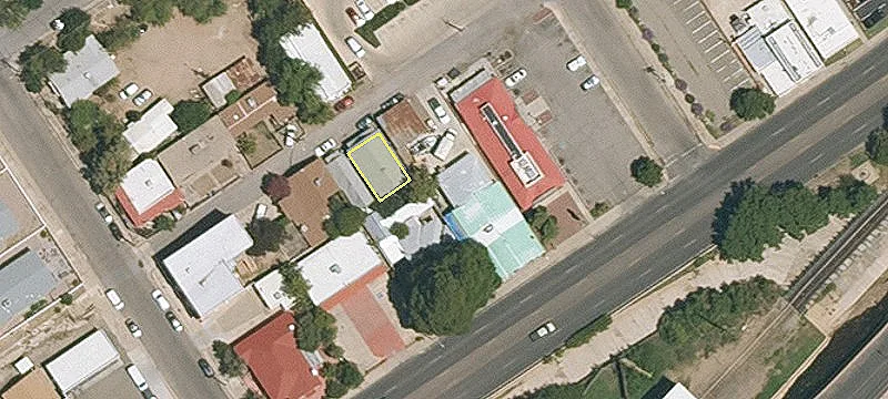 585 Grand Ave