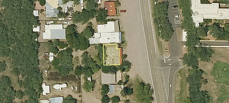 1892 Frontage Rd