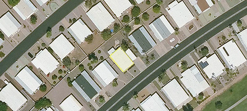 8942 Fairway Blvd
