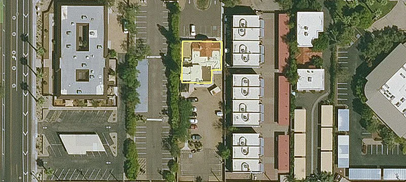 319 Palm Ln