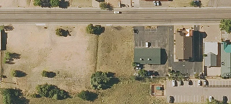 413 415th W Main St