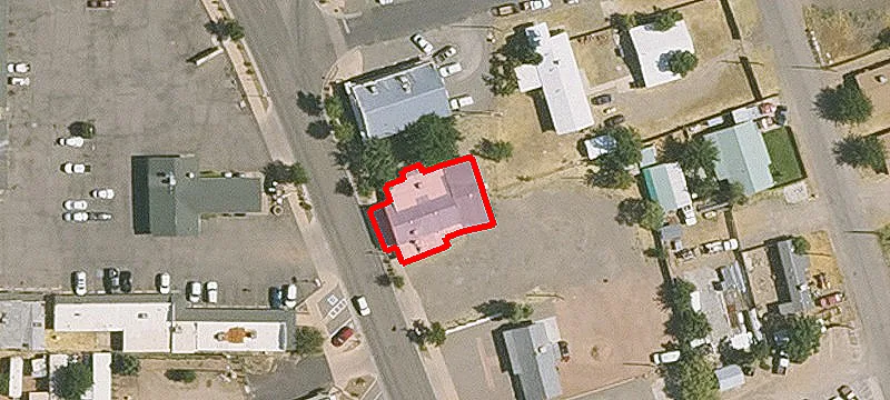 325 Main St