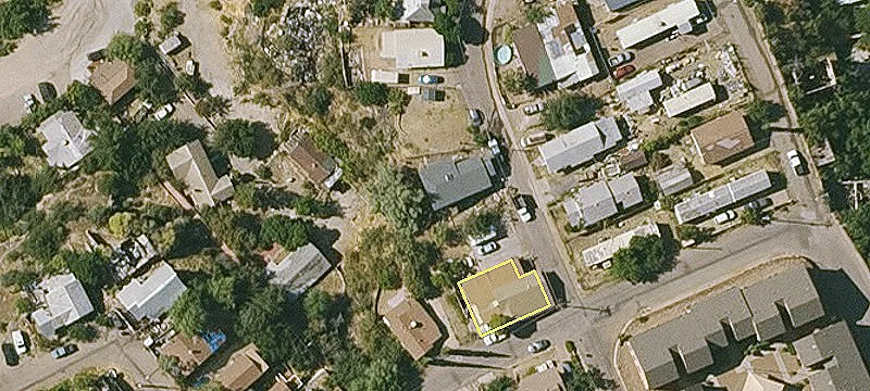 210 Cedar Ave