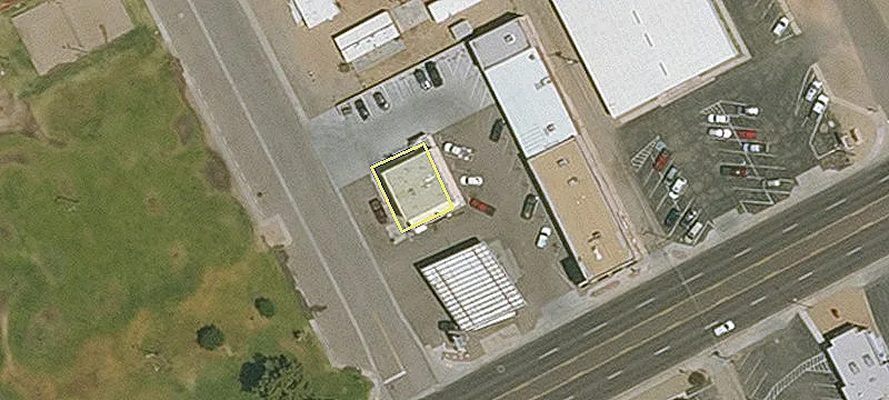 216 Riverside Dr