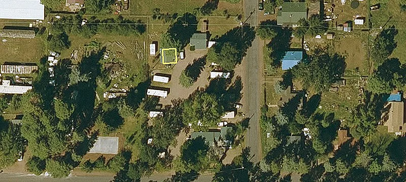 2462 Poplar Dr