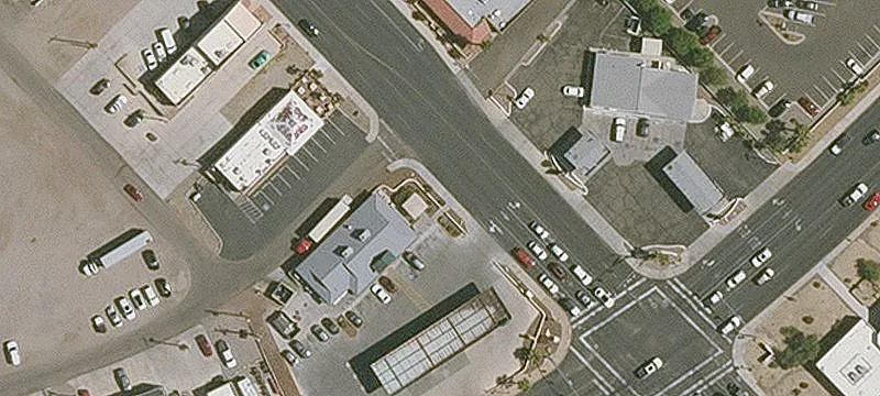 33 Acoma N Blvd