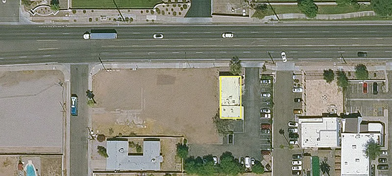 807 George Dr