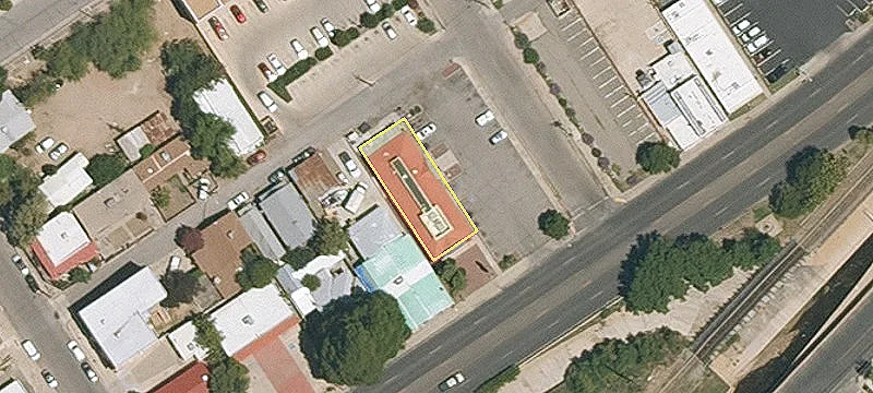 589 Grand Ave
