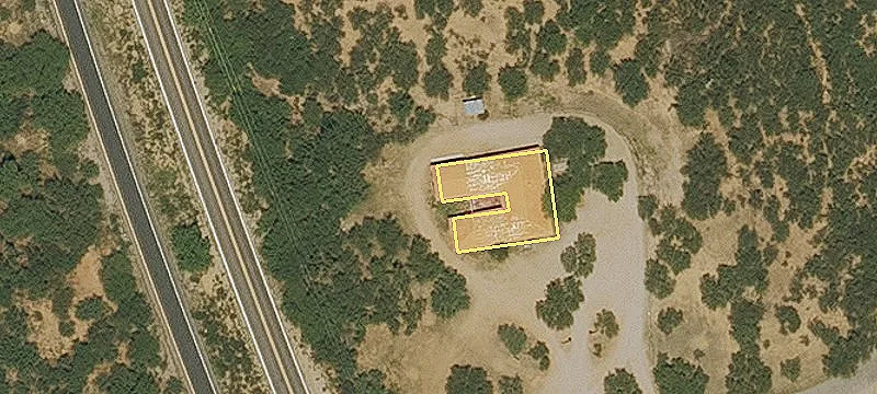 557 Frontage Rd