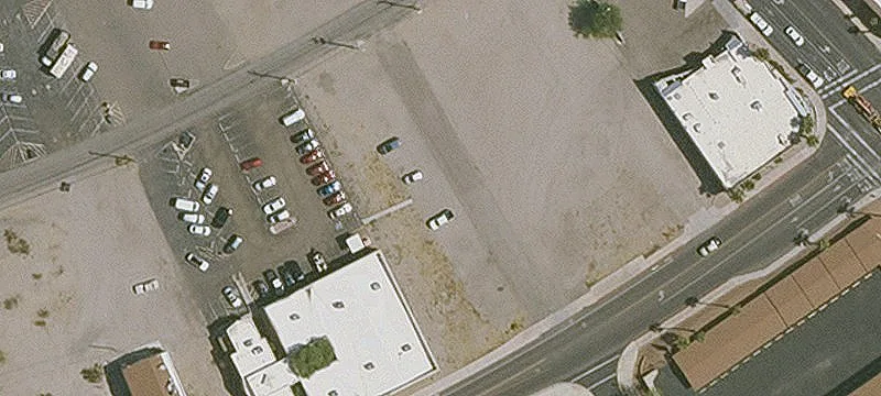 2211 Swanson Ave