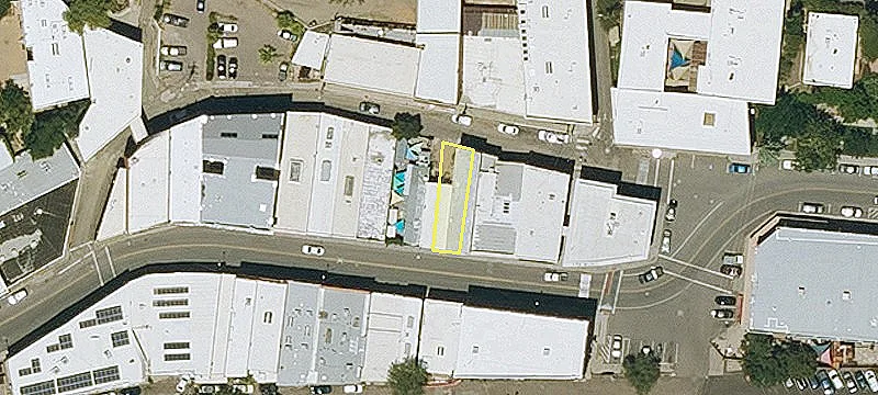 13 Main St