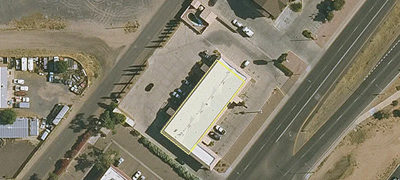 3381 Andy Devine Ave