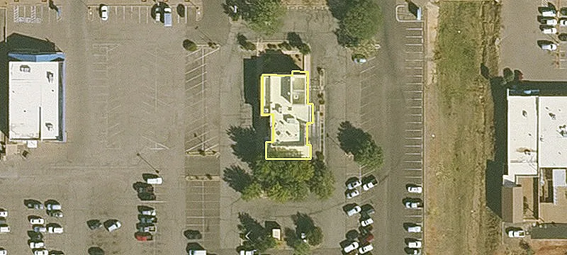 900 Fry Blvd