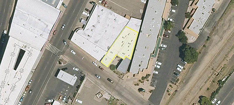 250 Grand Ave