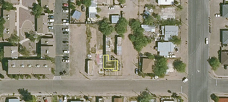 210 4th St