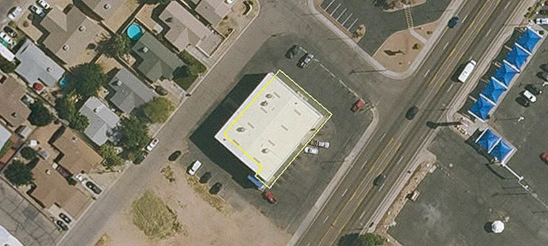 2545 Andy Devine Ave