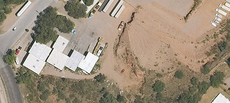 780 Industrial Park Ave