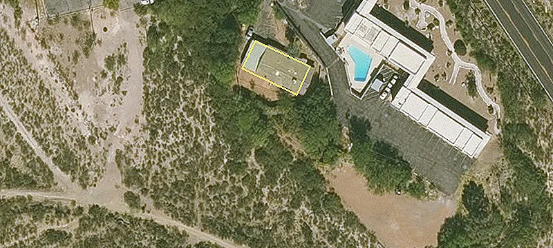 135 Avenida De La Loma