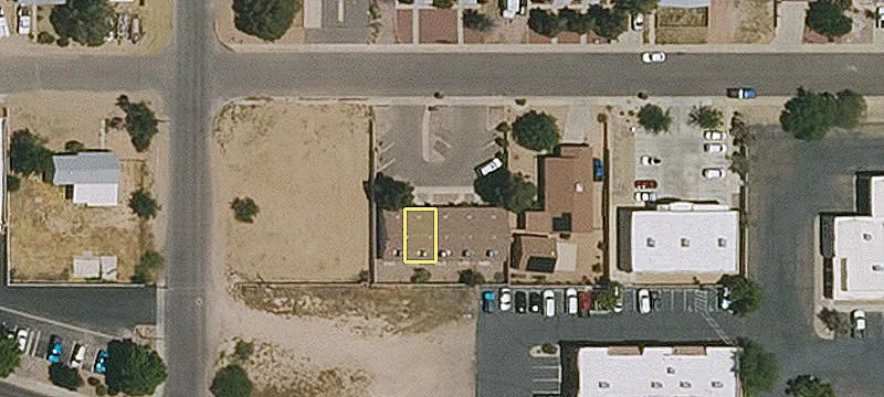 2412 Karen Ave