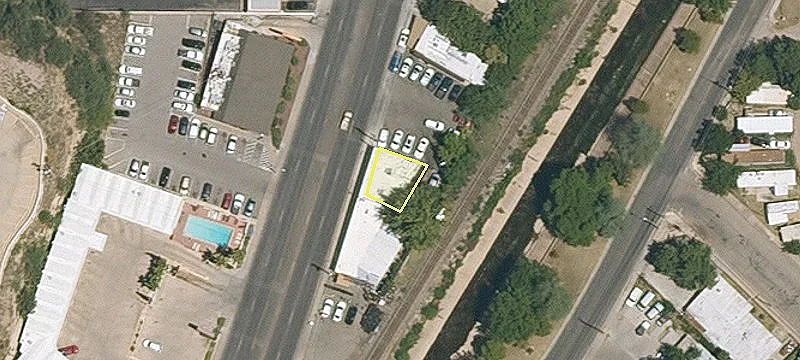 694 Grand Ave