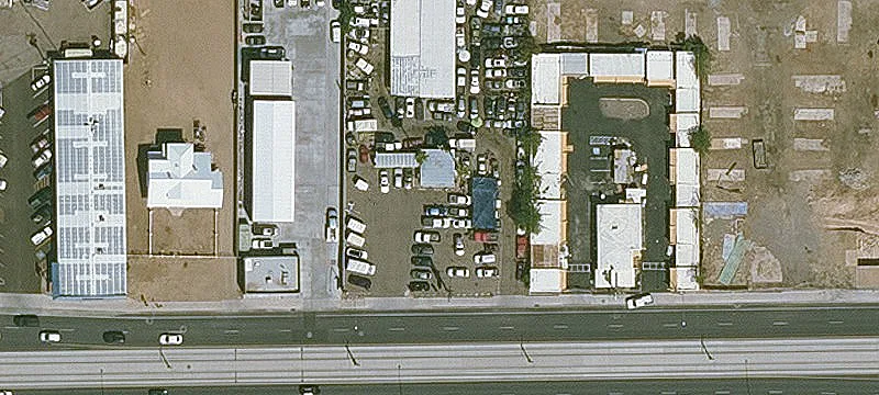 704 Main St