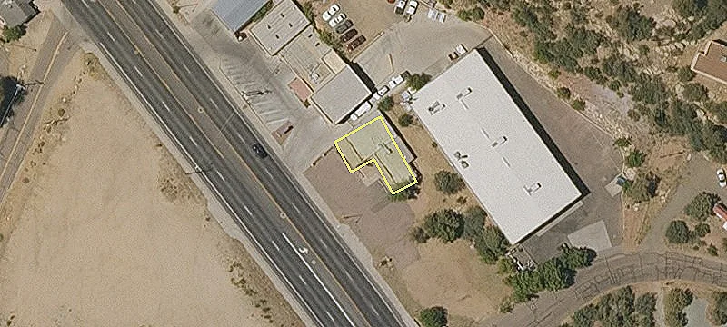 1450 Iron Spgs Rd