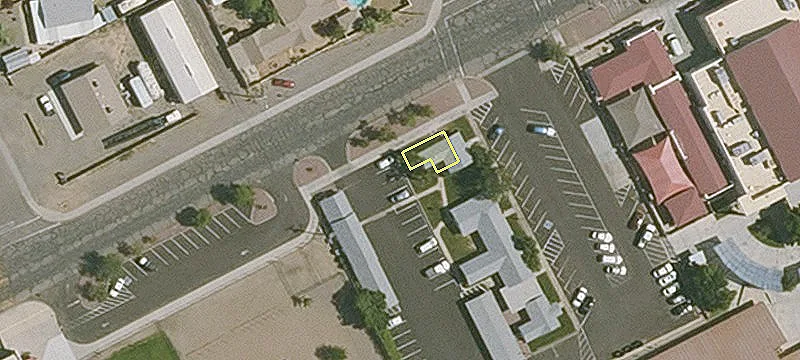 1600 Laguna Ave