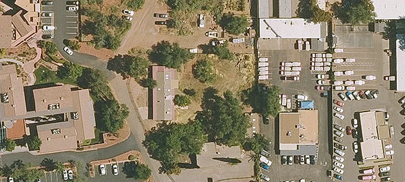 40 Goodrow Ln
