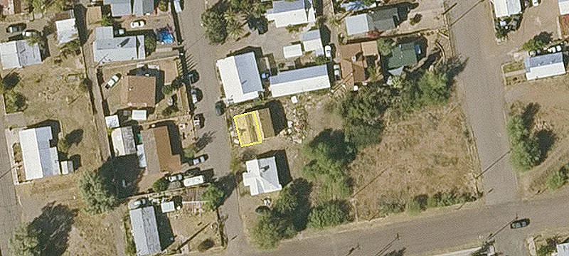 208 Garrott St