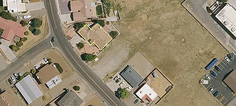 11664 Manzanita Trl