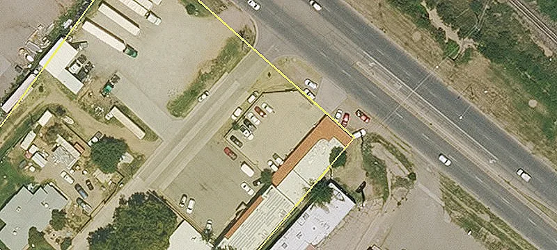 2681 Grand Ave