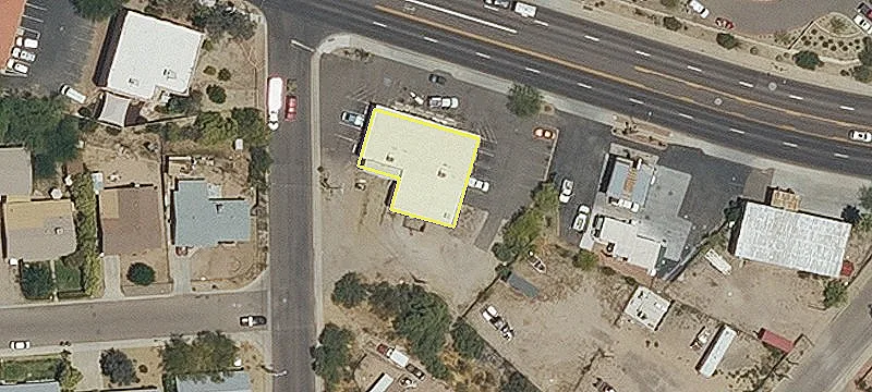 457 Wickenburg Way