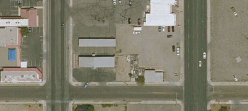 1098 4th Ave