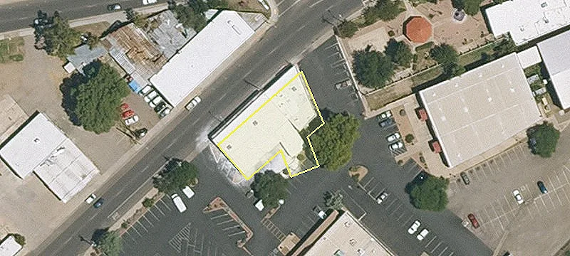 480 Grand Ave