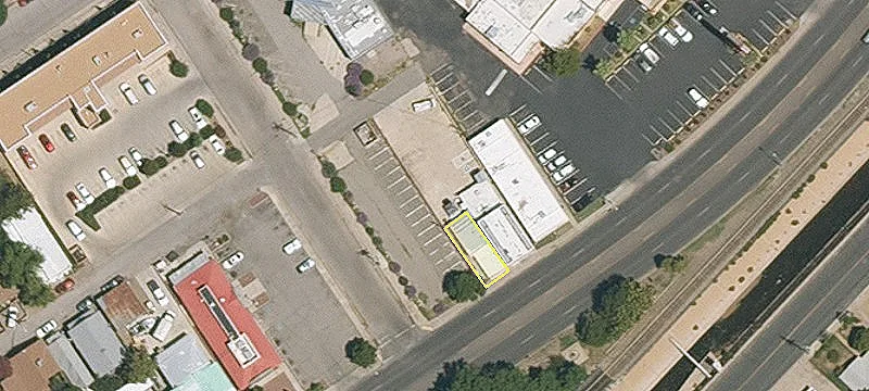 708 Grand Ave