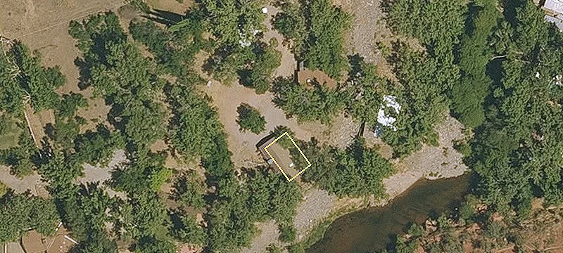 160 Blackhawk Ln