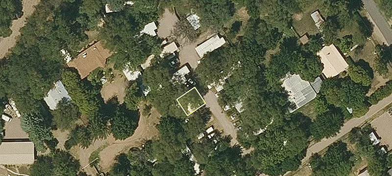 320 Roadrunner Ln