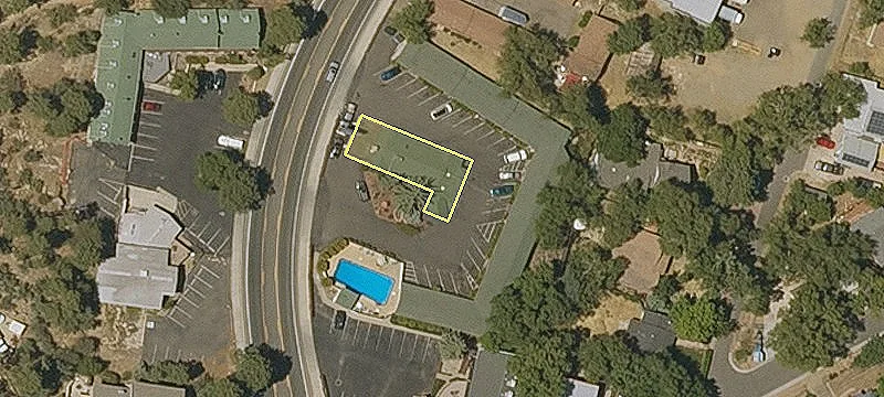 809 White Spar Rd