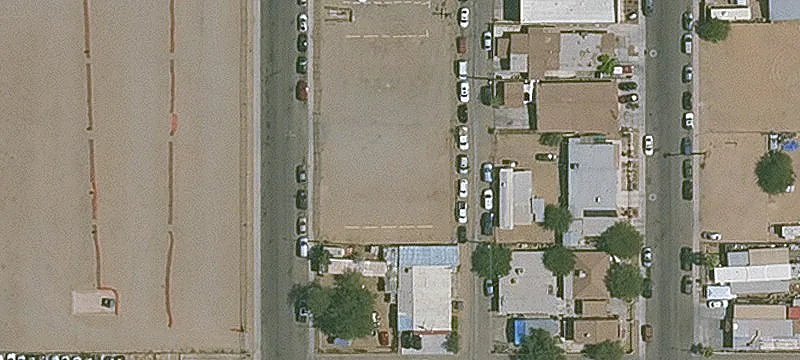 569 2nd Ave