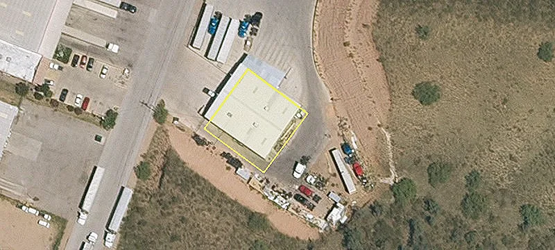 890 Industrial Park Ave